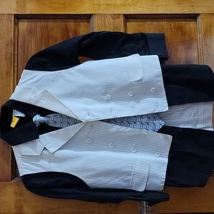 Young Kings size 10 white